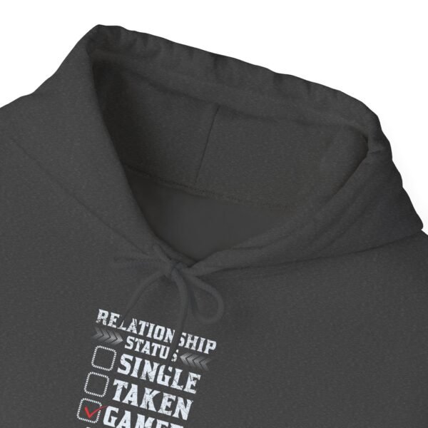 Gamers Relationship Status Hoodie - Image 5